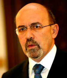 Markó: történelmi botlás, hogy a Fidesz Tőkés Lászlót támogatja