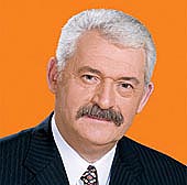 A Fidesz kiterjesztené a lex Molt a közlekedési cégekre és a postára is