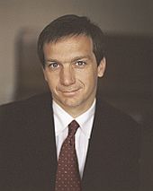 Kétszer annyit fizetnek reklámokra, mint amennyit pályázatként lehívnak