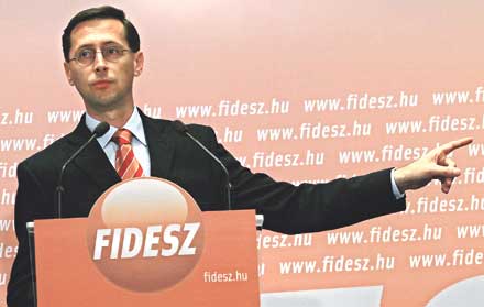 Varga: Magyarország tíz évet lépett vissza