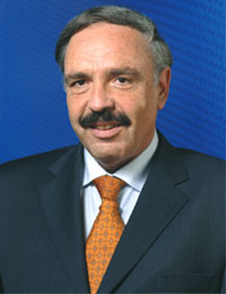 Böhm András lesz az SZDSZ kabinetfőnöke