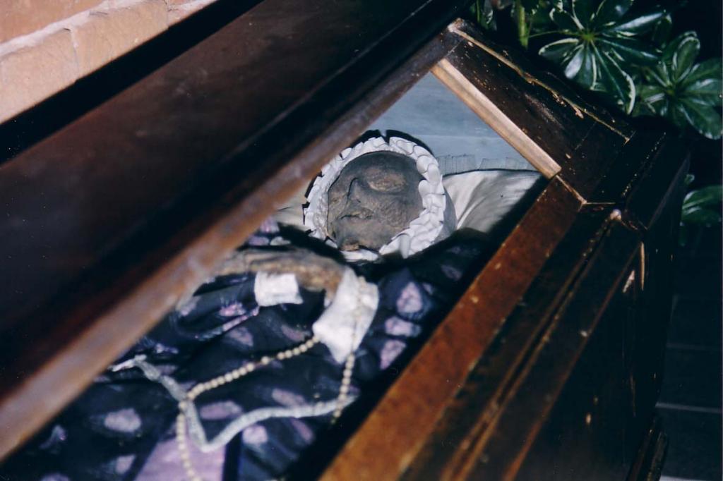 Felgyújtották a magyar szent koporsóját Szlovákiában