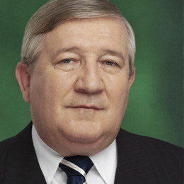 Hűtlen kezeléssel gyanúsítják Dunaújváros szocialista polgármesterét