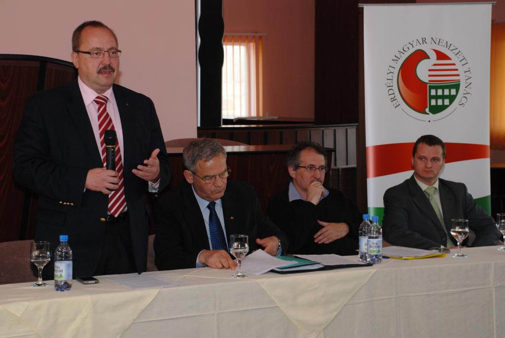 Autonómiát Székelyföldnek