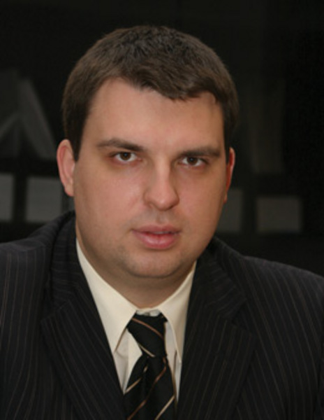 Minisztercserék: Ficsor az első távozó?