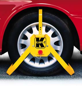 Egy hónapig biztosan nem lesz kerékbilincselés Budapesten