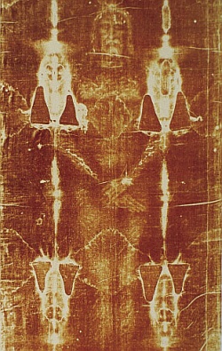 Rendkívüli előadás a torinói lepelről – Rendkívüli utazás Torinóba