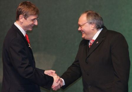 Visszalép az MSZP-s jelölt az LMP javára?