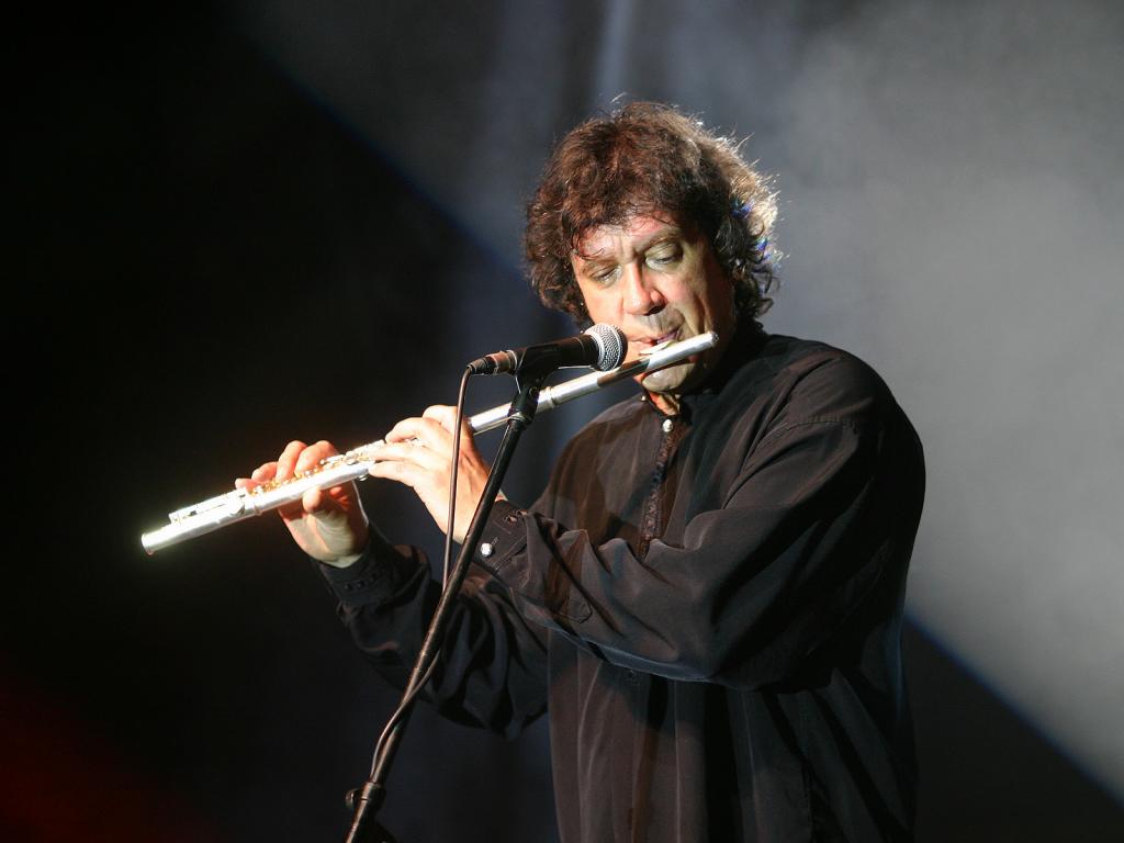 A Kormorán az árvízkárosultakért