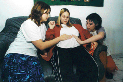 Gyerekanyák gyerekekkel