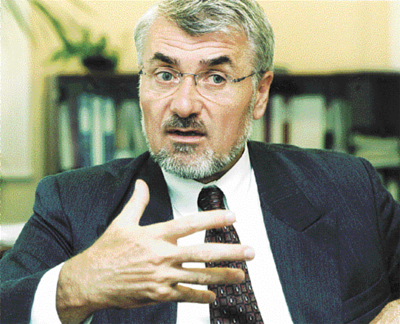 Az iskola nem szórakozóhely