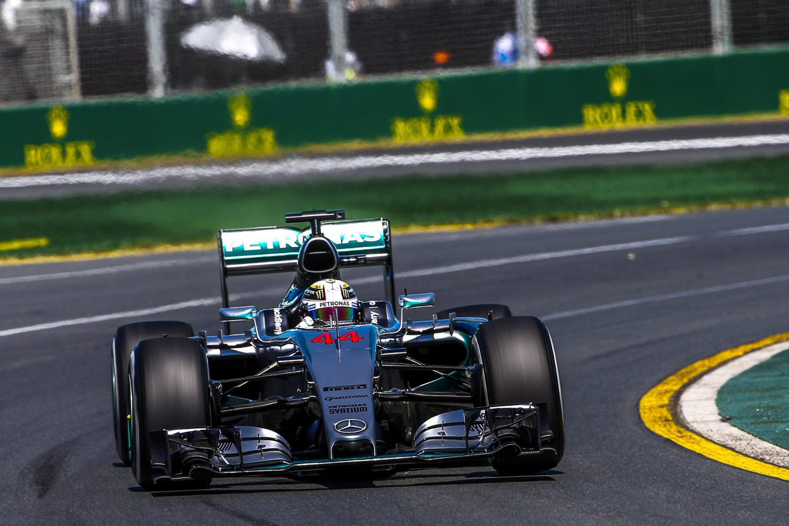 Ausztrál Nagydíj – Hamilton rajtol az élről