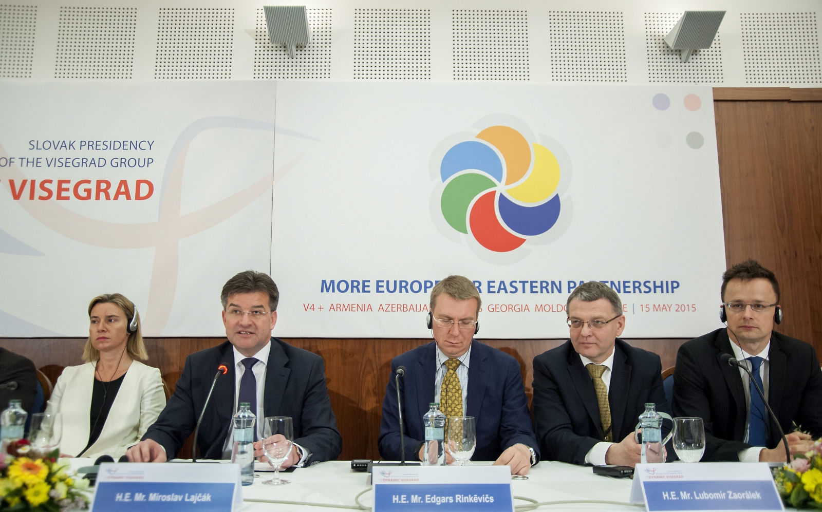 Szijjártó: erősíteni kell a keleti partnerséget