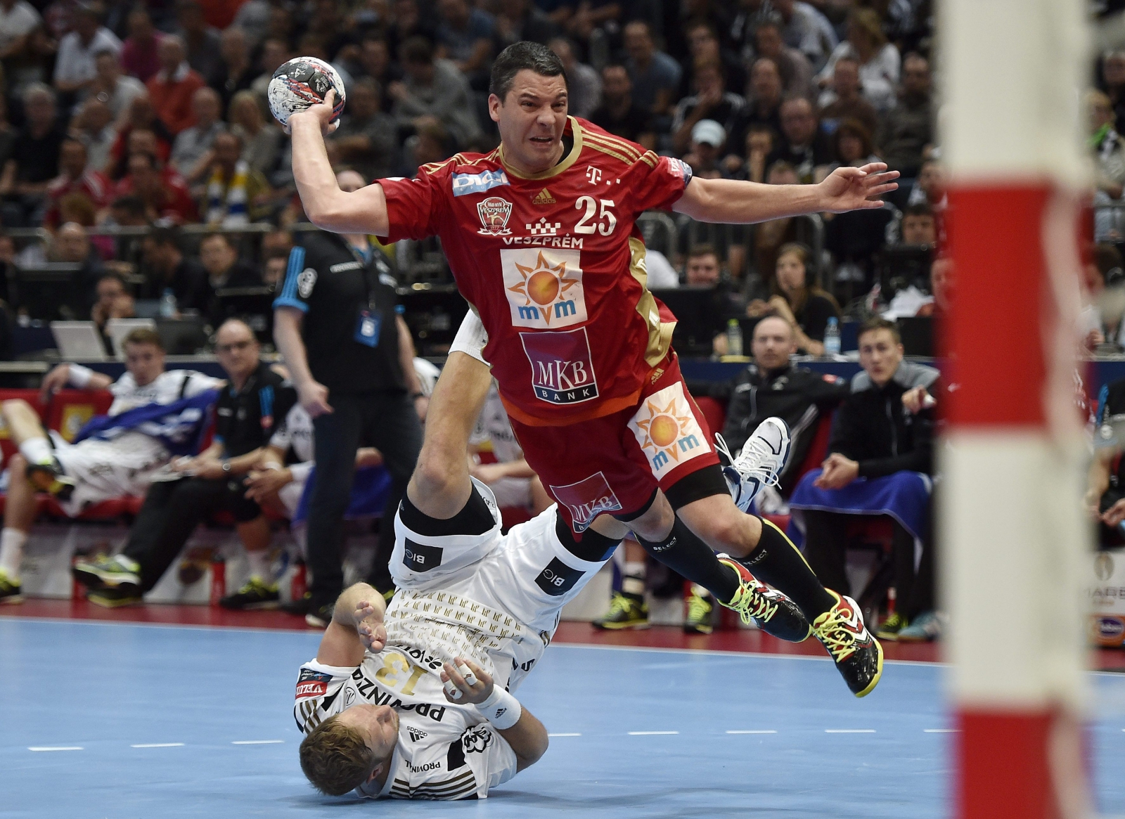 A Duna is élőben közvetíti a kézilabda BL-döntőt