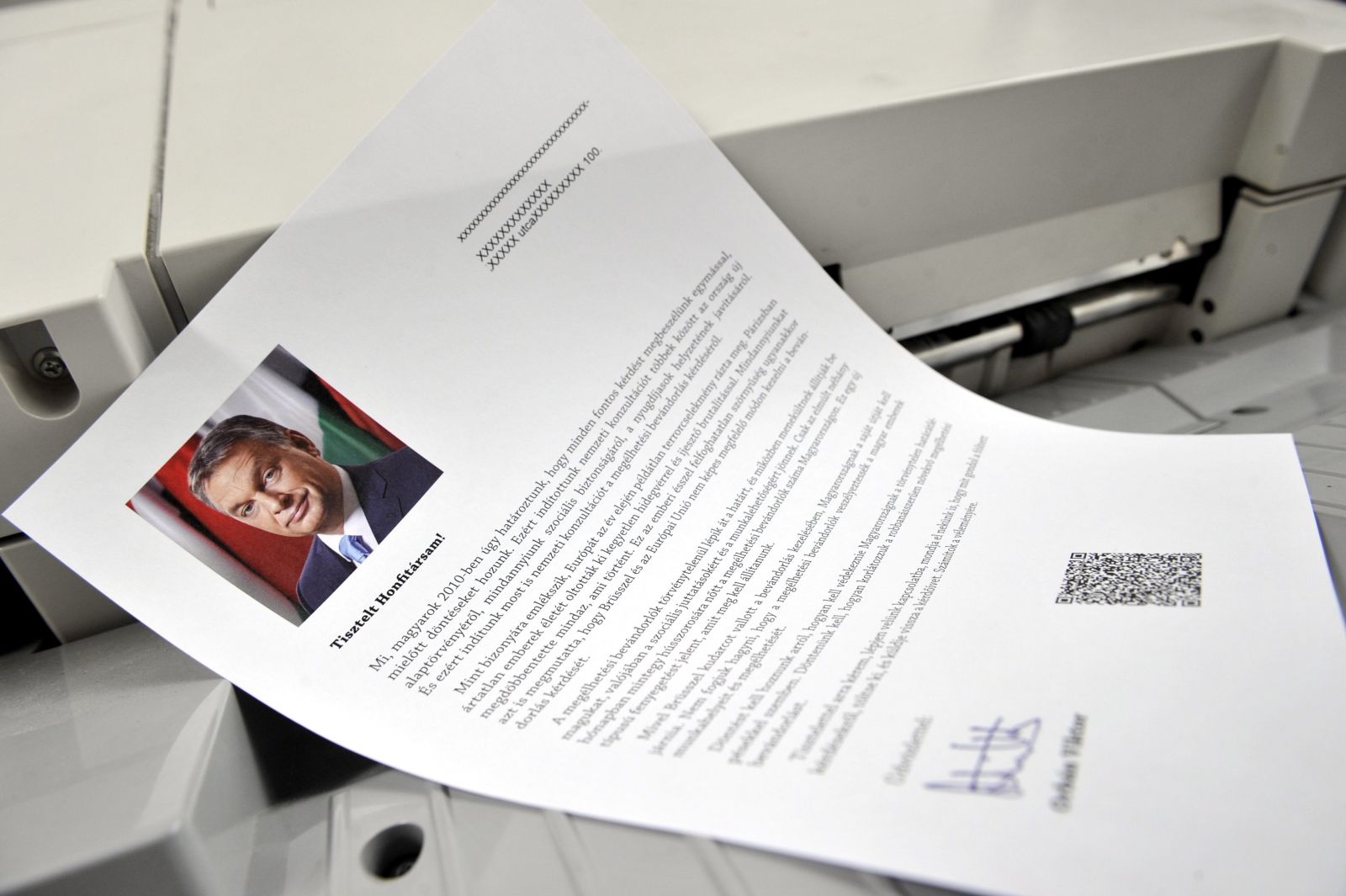 A nemzeti konzultációval demokratikus megerősítést kap a kormány