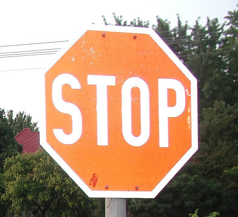 A határok lezárása mellett tüntettek Helsinkiben