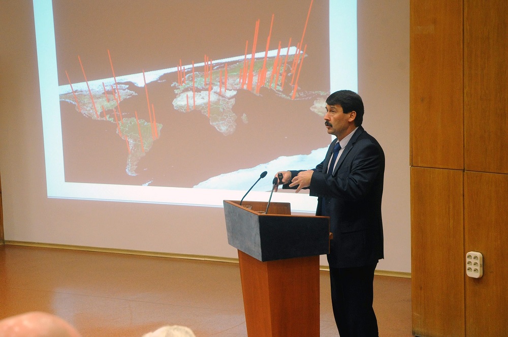 Áder János: a klímaváltozás negatív egészségügyi hatásokkal jár