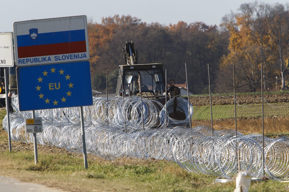 Szlovénia visszafordítja a gazdasági migránsokat
