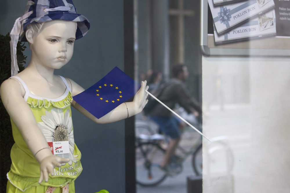 Tovább csökkenhet a bizalom az EU-ban a menekültválság hatására