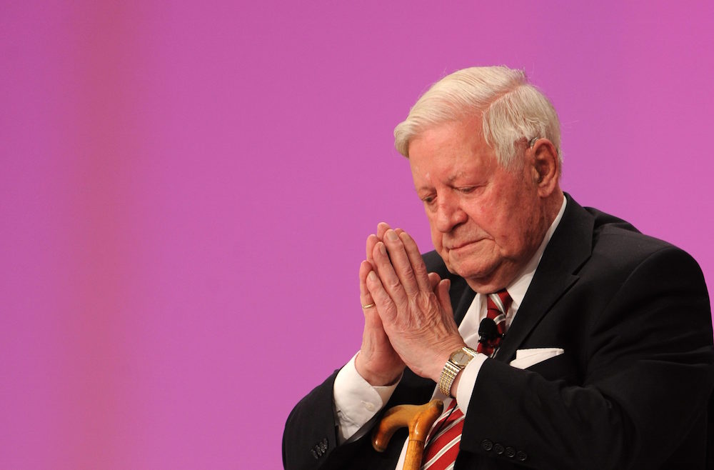 Meghalt Helmut Schmidt volt német kancellár