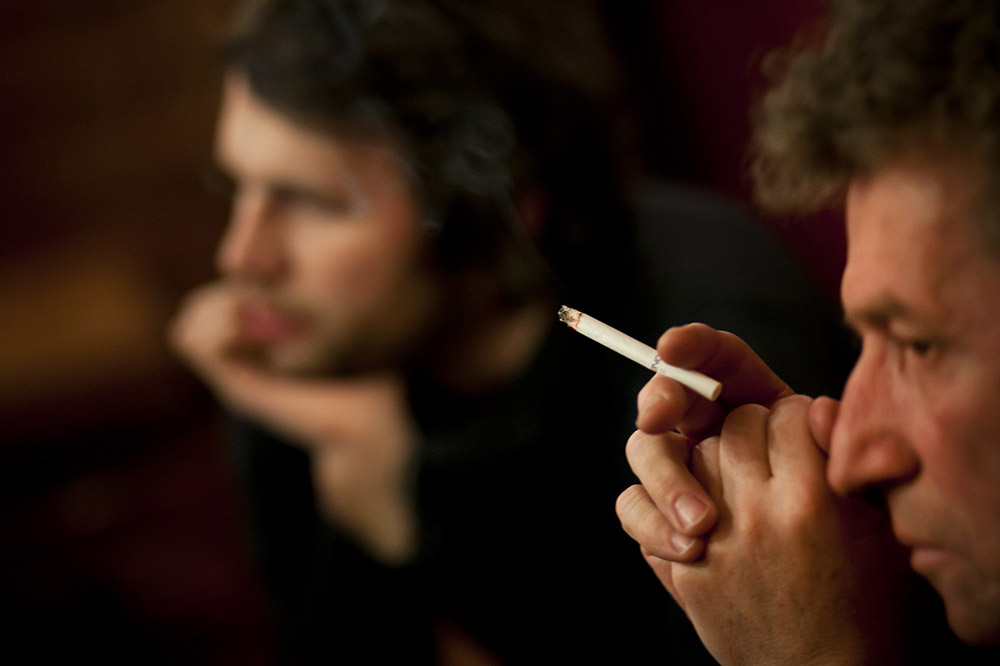 Romániában teljesen megtiltották a dohányzást a nyilvános zárt helyiségekben