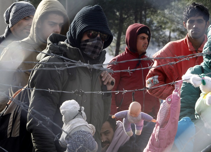 Horvátország, Szlovénia: az ünnepek alatt sem csökkent a migránsok száma