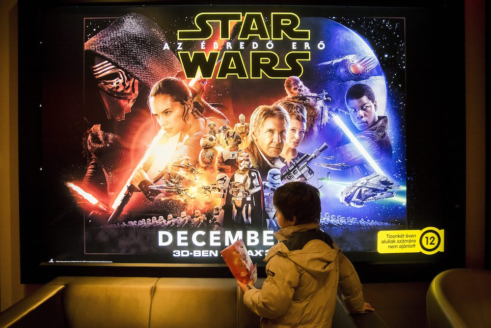 Sorozatban kilencszer nézte meg az új részt a Star Wars-maraton nyertese