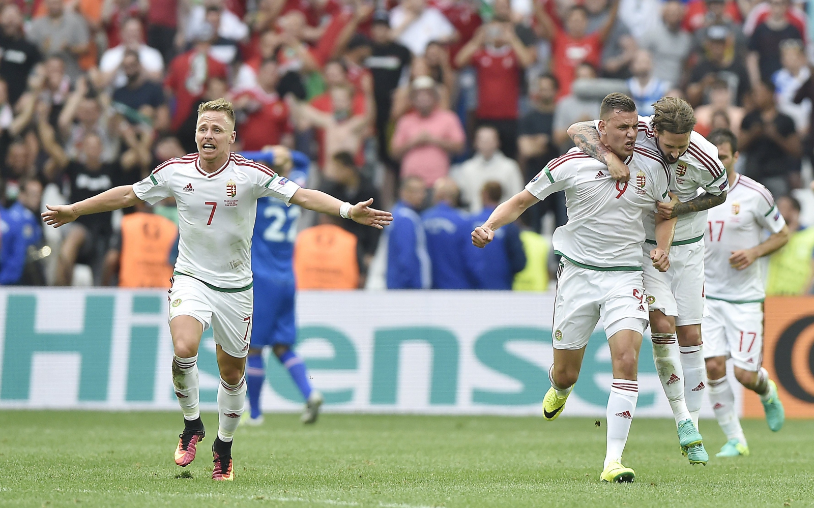 Az Izland elleni döntetlennel közel a továbbjutás