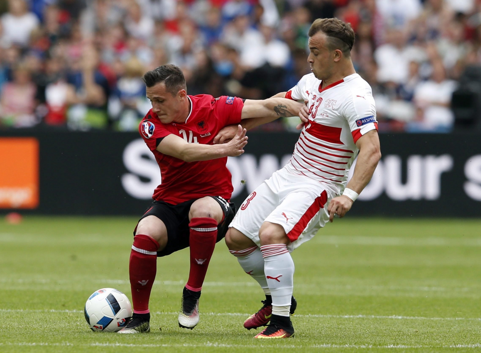 Svájc legyőzte Albániát