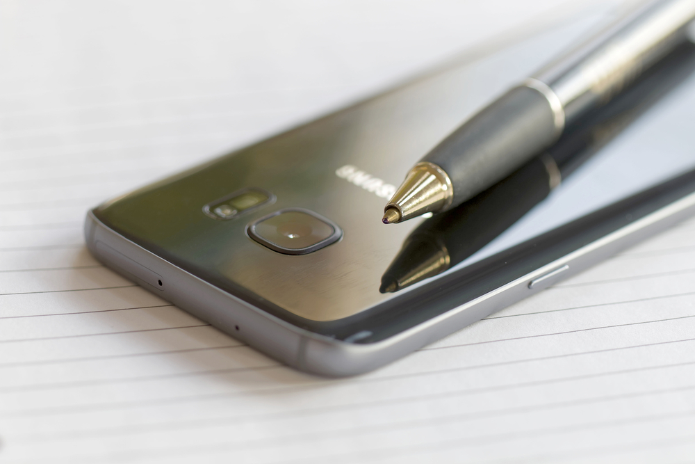 A magyarok nyitottabbak az új technológiákra az európai átlagnál egy felmérés szerint