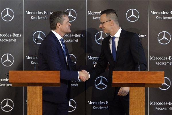Új gyárat épít hazánkban a Mercedes