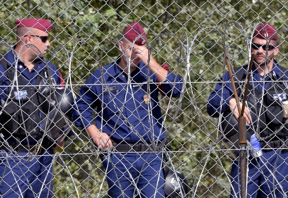 Újabb magyar rendőrök segítenek a Balkánon