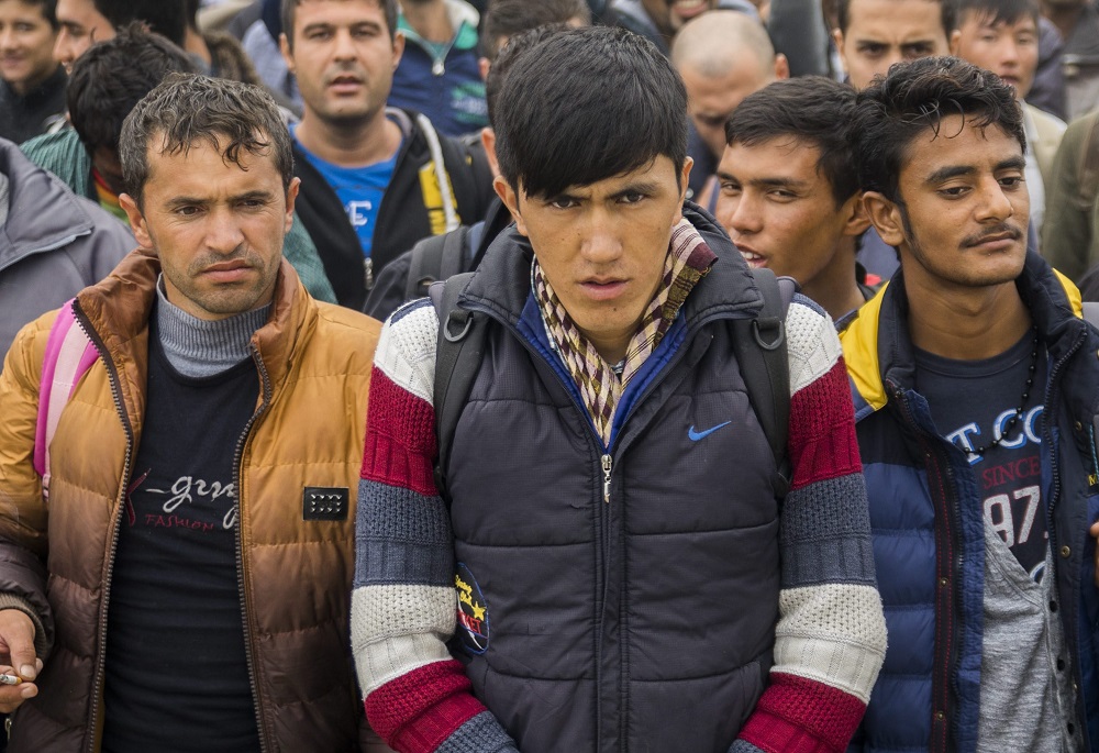 Lengyel belügyminiszter: a muzulmán migránsok új bevándorlási útvonalat keresnek