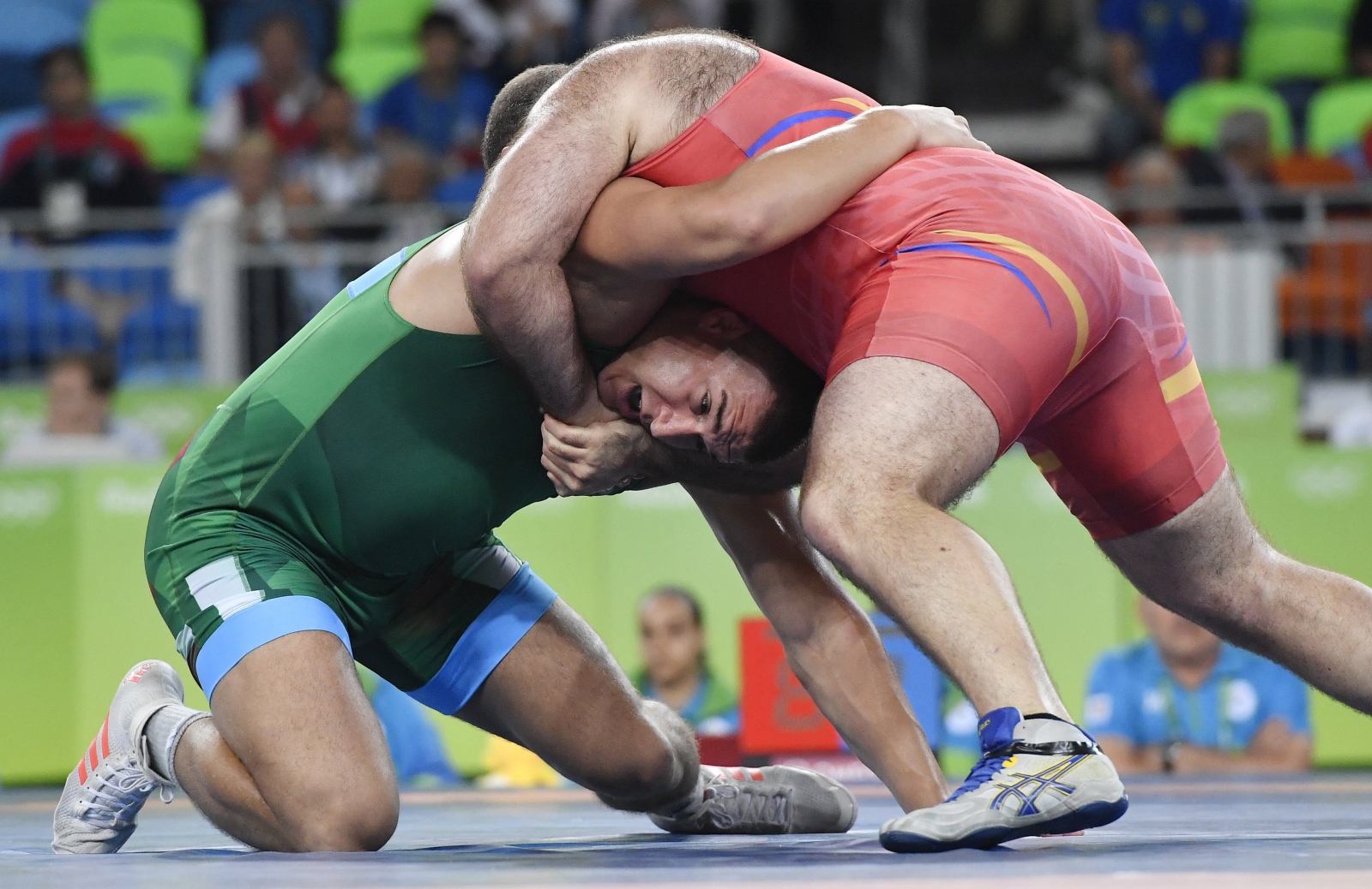 Veréb István vigaszágon, Ligeti Dániel kiesett