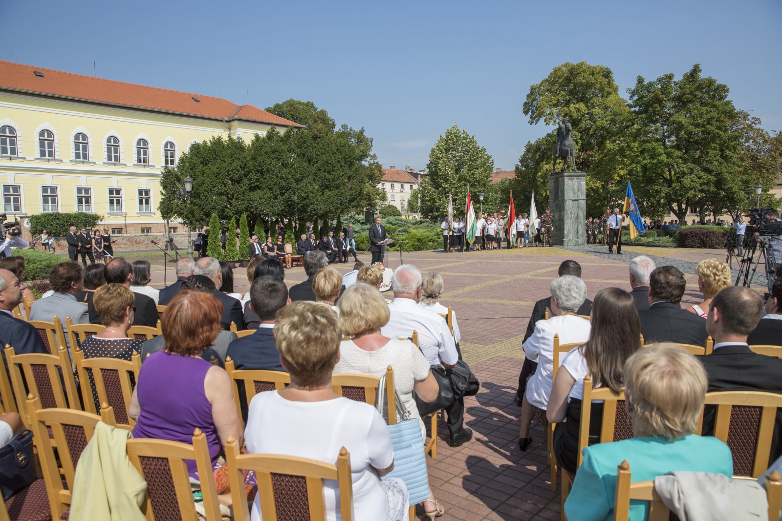 Lázár: Magyarország soha nem mondott le szuverenitásáról