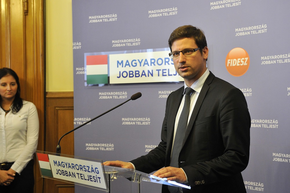 Fidesz: a baloldal foglaljon állást a kényszerbetelepítésről!