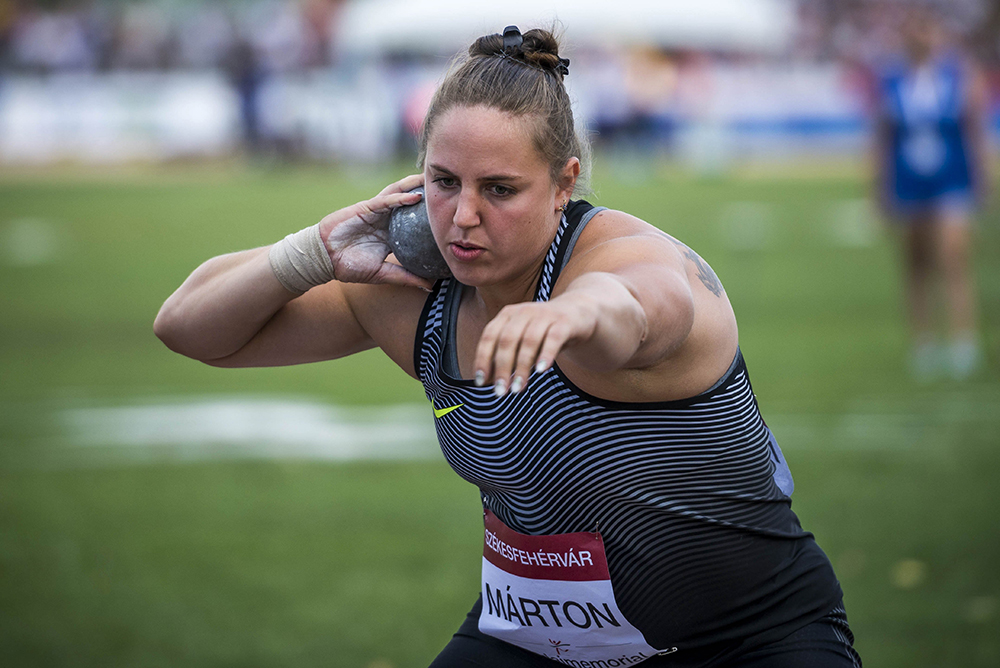 Márton Anita döntős súlylökésben