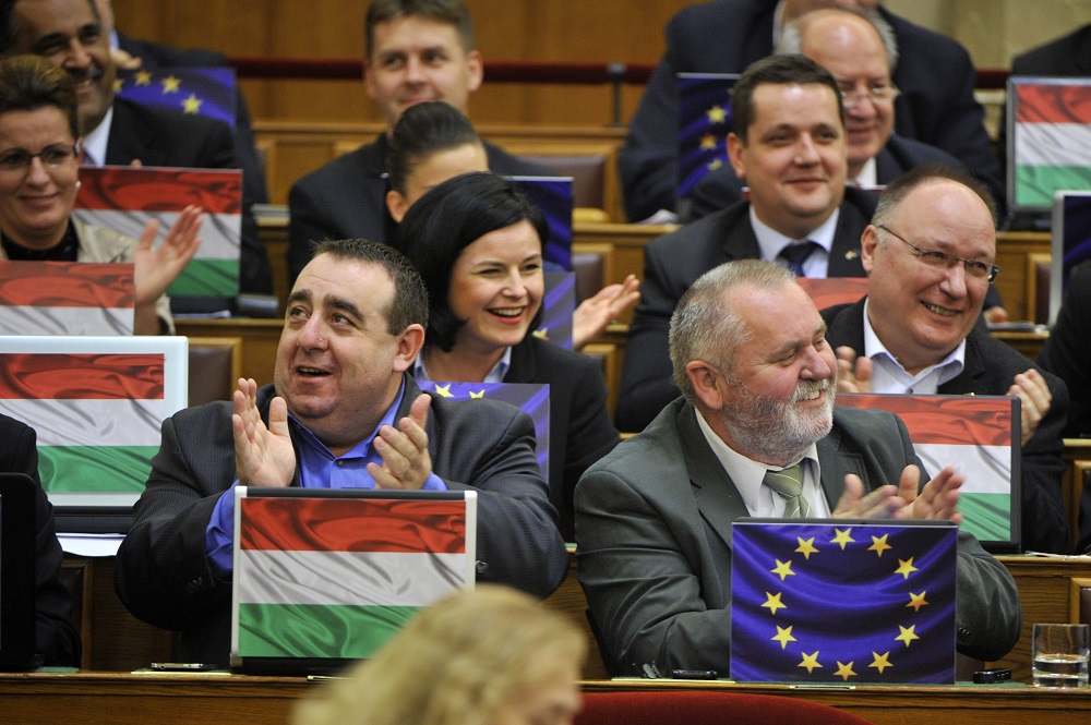 Az MSZP antikorrupciós törvénycsomagot készít ősszel