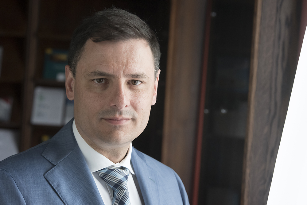 Tuzson: háromezerrel növelik a rendőrség létszámát