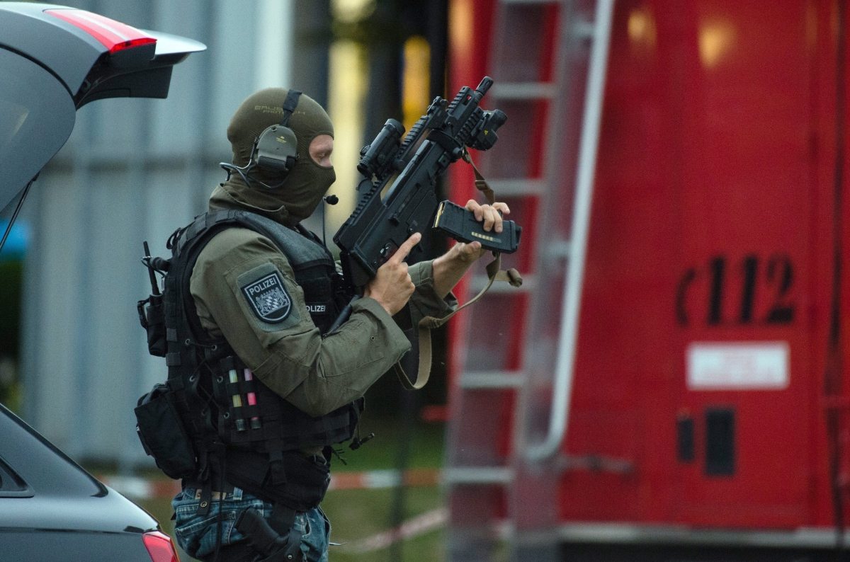 Németországban őrizetbe vették az IÁ feltételezett tagjait