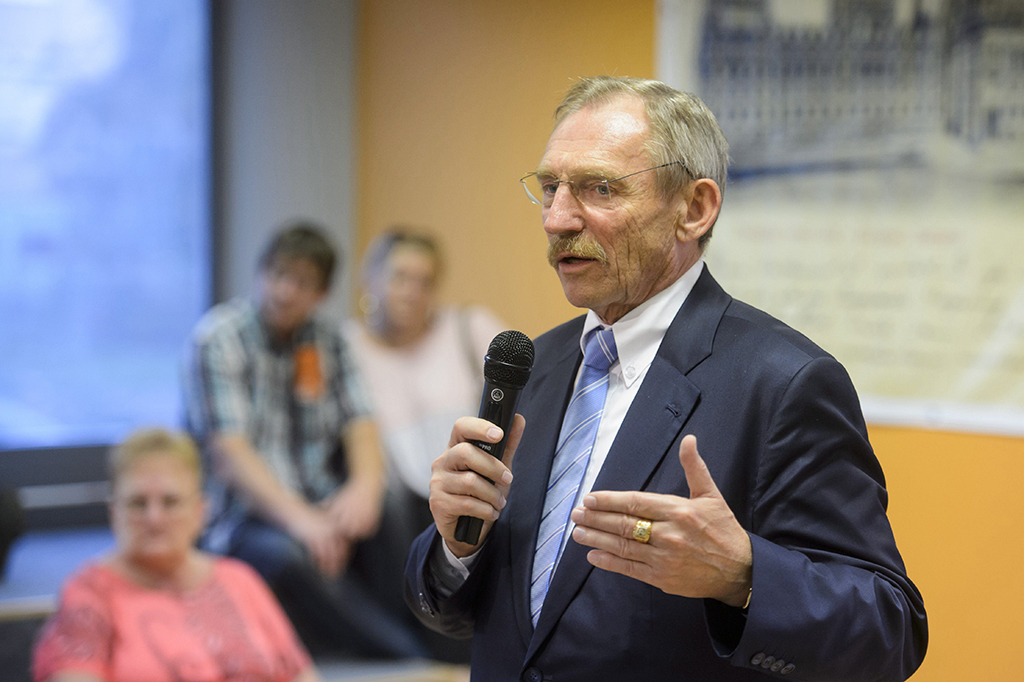 Pintér Sándor: a migráció bűnügyi és egészségügyi kockázatot rejt