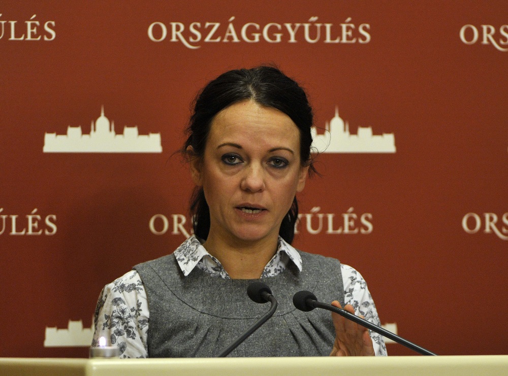 PM: Orbán Viktor parlamenti felszólalásának semmi köze a valósághoz