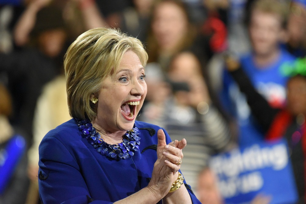 Clinton: „nem hagyom magam kiütni az utolsó héten”