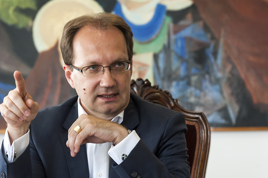 Hoppál Péter: érvényt kell szerezni a választók elsöprő akaratának