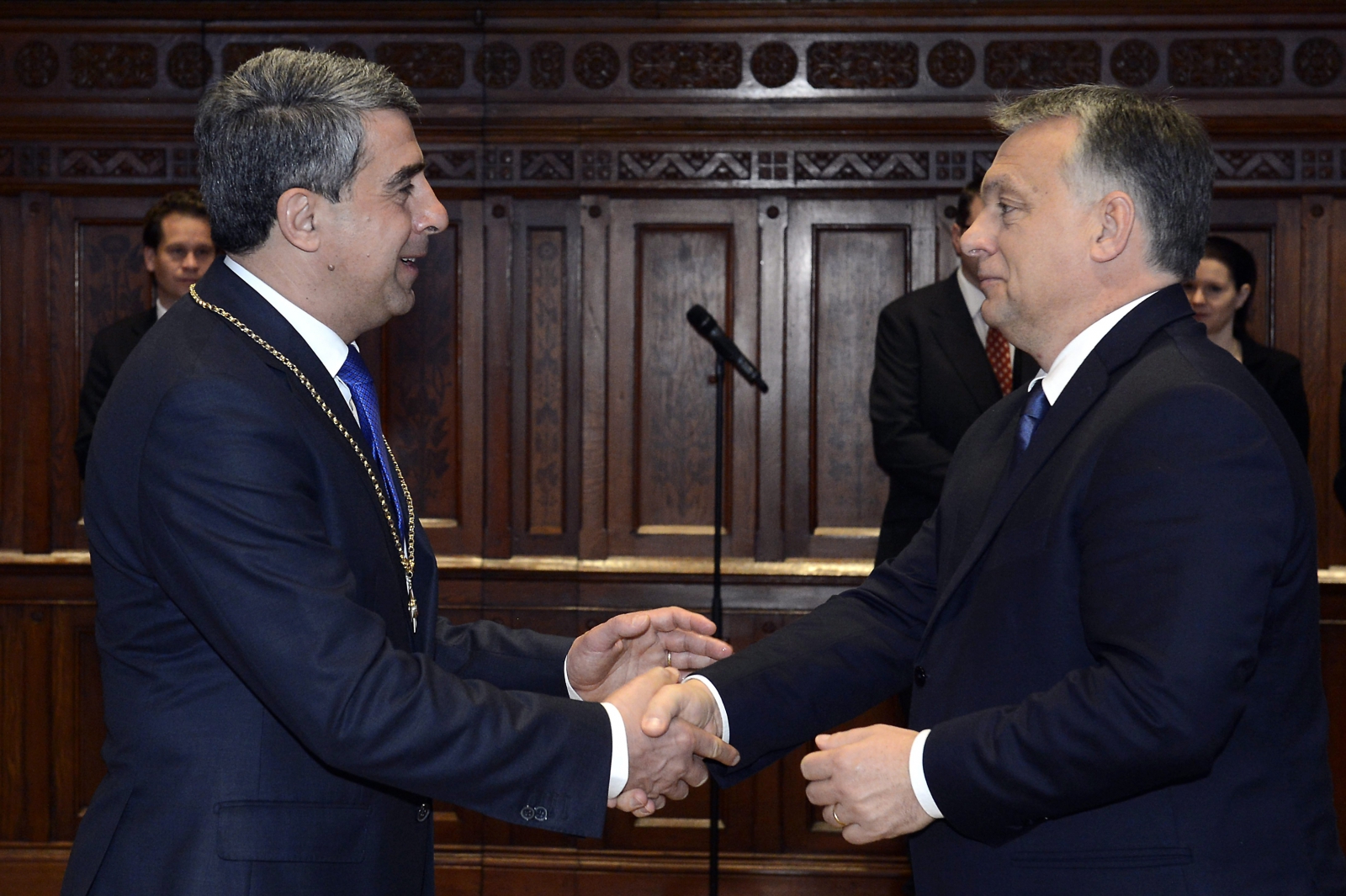 Orbán Viktor kitüntette a bolgár köztársasági elnököt