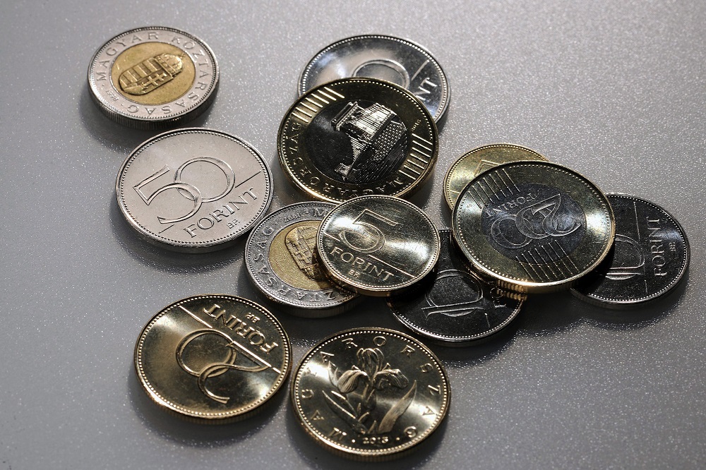 A lakosság pénzügyi tudatosságát fejlesztené a nemzetgazdasági tárca