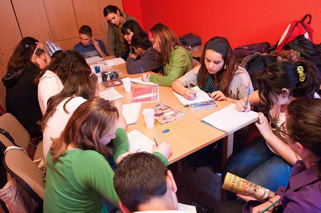 Csökkent az iskolaelhagyók száma