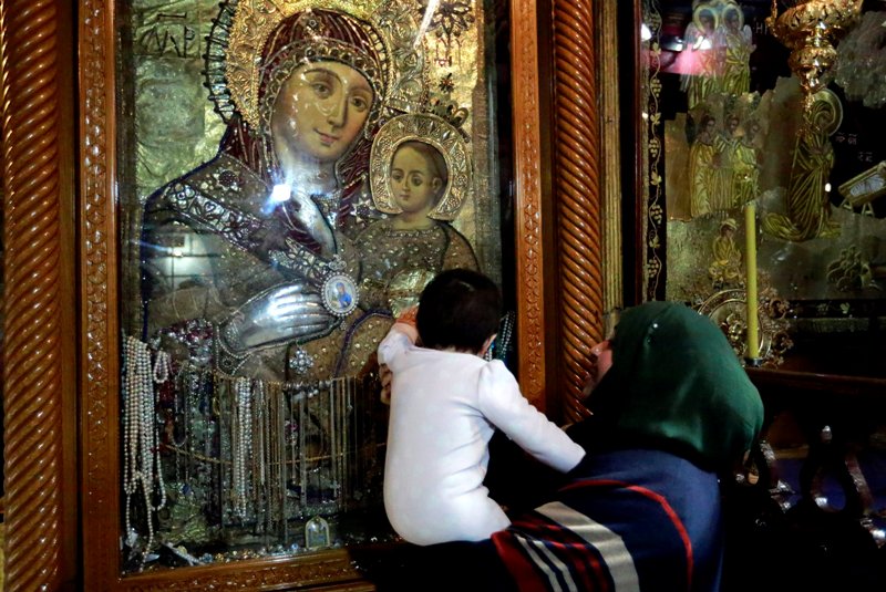 Ezrek ünnepelték Betlehemben a szentestét