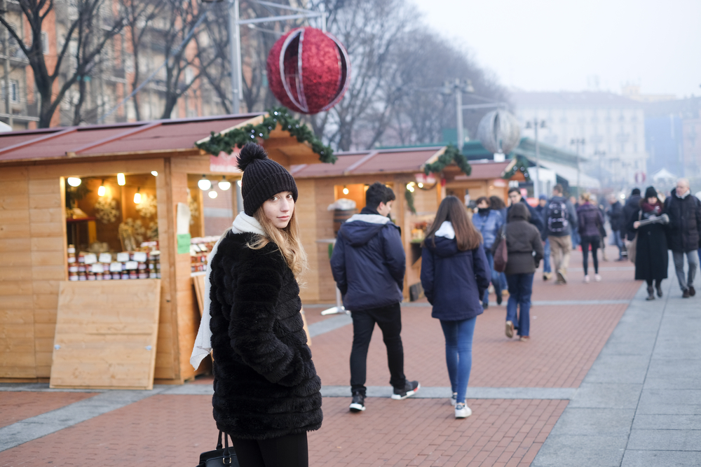 Beton terelőelemekkel torlaszolták el Milánó központi utcáit