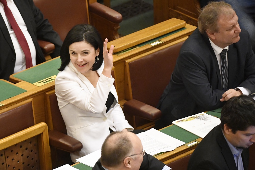 MSZP: tapinthatóvá vált a tudásválság